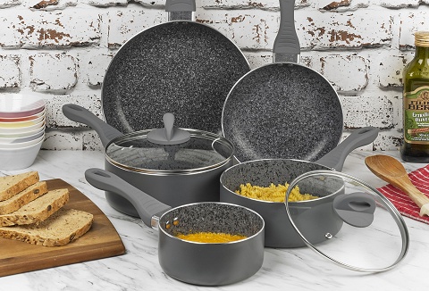 Link to the The Range website