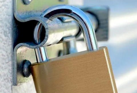 Link to the Door Handle Company website